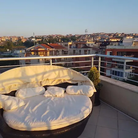 хармани Apartment